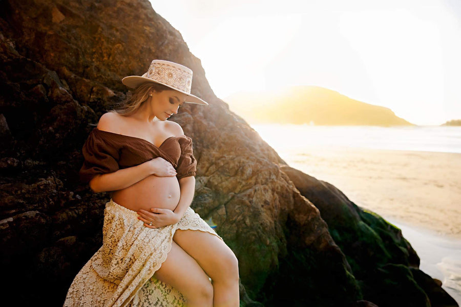 Karina Gauze and Lace Maternity Two - Piece Set for Photoshoot - Pregnancy - maternity clothes - ZeBu Be You